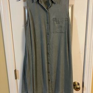 Old Navy Sleeveless Gray Midi Dress